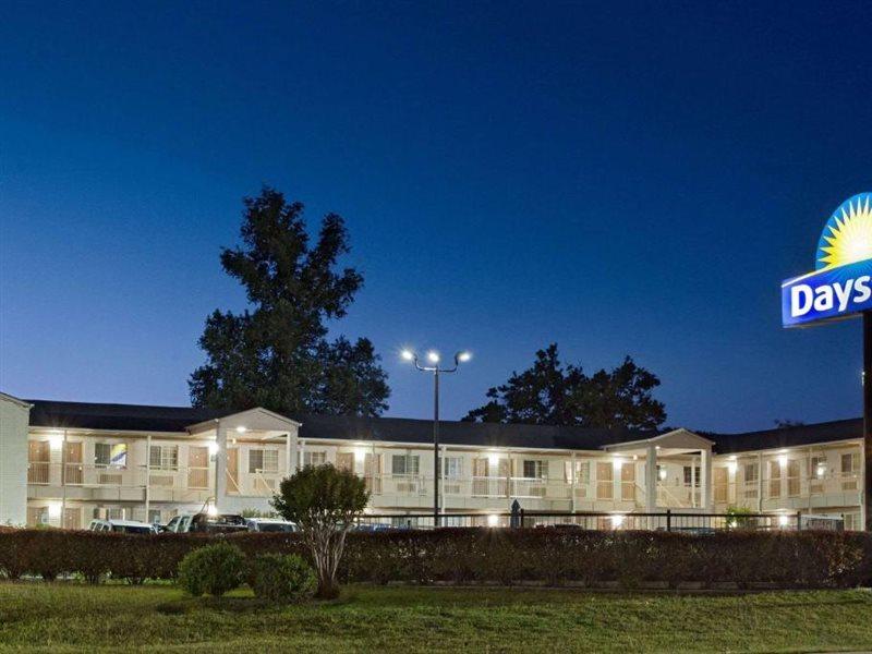 Days Inn By Wyndham קרוויל מראה חיצוני תמונה